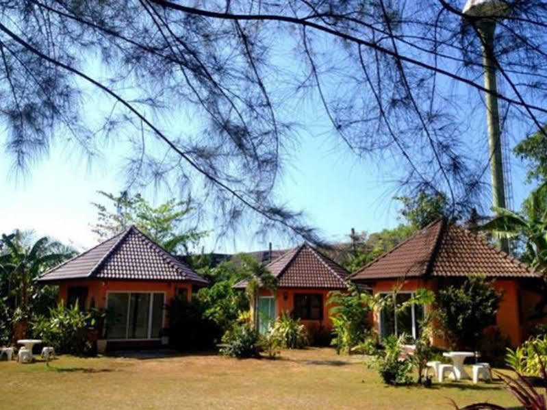 Monkey Dive Hostel Khaolak Khao Lak Exterior photo